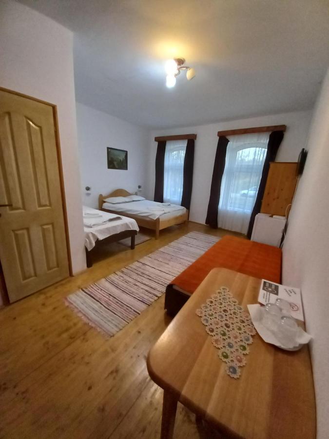 Penzion Casa Din Barcut Exteriér fotografie